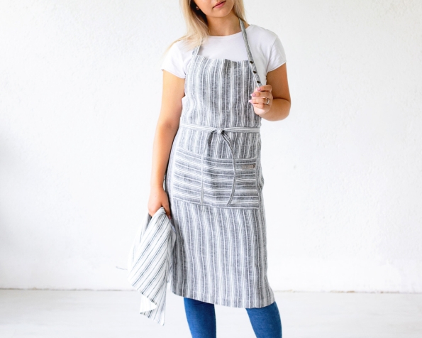 apron-art-ll536dt-black-white_1573473765-7ef94b46b2657e56742d837cfd24e515.jpg
