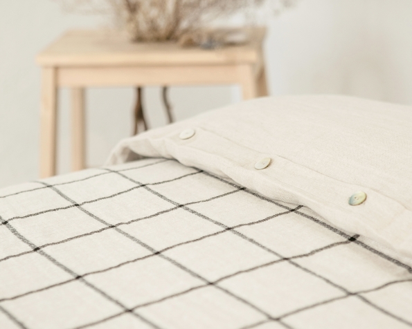 bed-cover-art-ll503t-100-linen-natural-with-black-checks-150x200_1769681166-2ba0c0c428acf65edd33c1a85efbe7d9.jpg