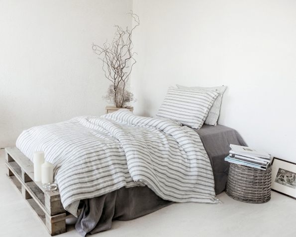 bed-linen-art-ll061t-100-linen-off-white-grey-blue-various-stripes-pillowcase-50x70-with-buttons-duvet-cover-140x200-copy_1573481177-84d2099177effb37a2f586561eb430c6.jpg