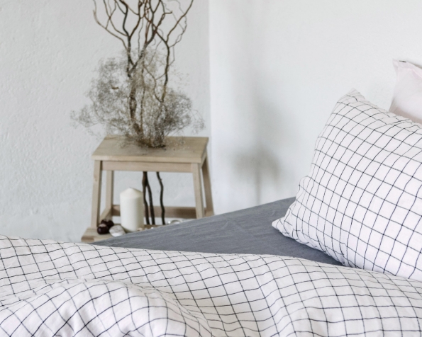 bed-linen-art-ll518t-100-linen-rose-black-checks-pillowcase-50x70-with-flap-duvet-cover-140x200-1_1573556709-49499ae0de7afcd61eb655e479d10243.jpg