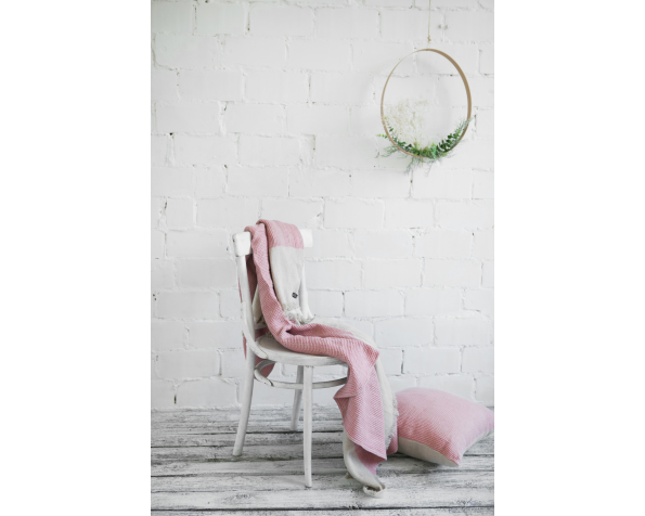 blanket-art-ll091t-pink-150x200-pillow-case-50x50_1573559273-0830db1448454345d6351781239d787b.jpg