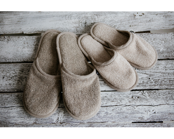 slippers-art-cl210t-natural-cl250t-natural-off-white_1573722147-b86ae05bea077df383e4ce854cc3f96f.jpg