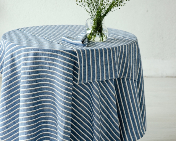 tablecloth-art-ll540dt-blue_1573474465-af972e93466840a29002fe35d6300aab.jpg