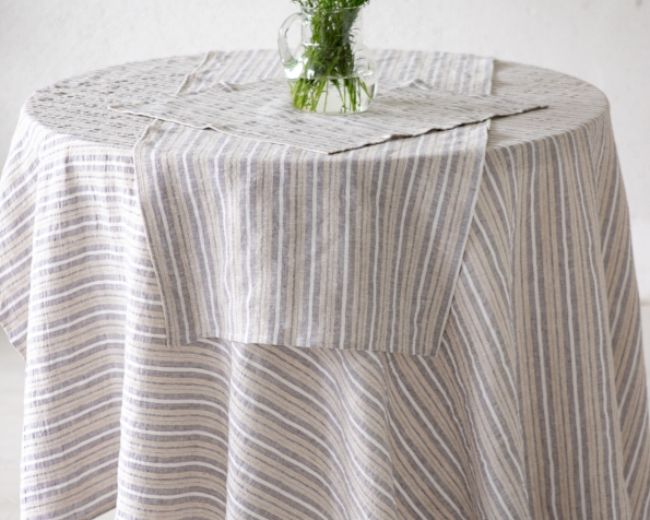 tablecloth-art-ll542t_1573474748-21a98fb5dd29847bdbd72d314b898af4.jpg