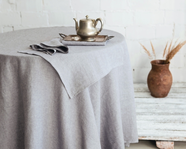 tablecloth-napkin-art-ll004t-100-linen-mod-1-grey-210x210-45x45_1572423033-86d13bf5a0daed4ab13db15d4defed11.jpg